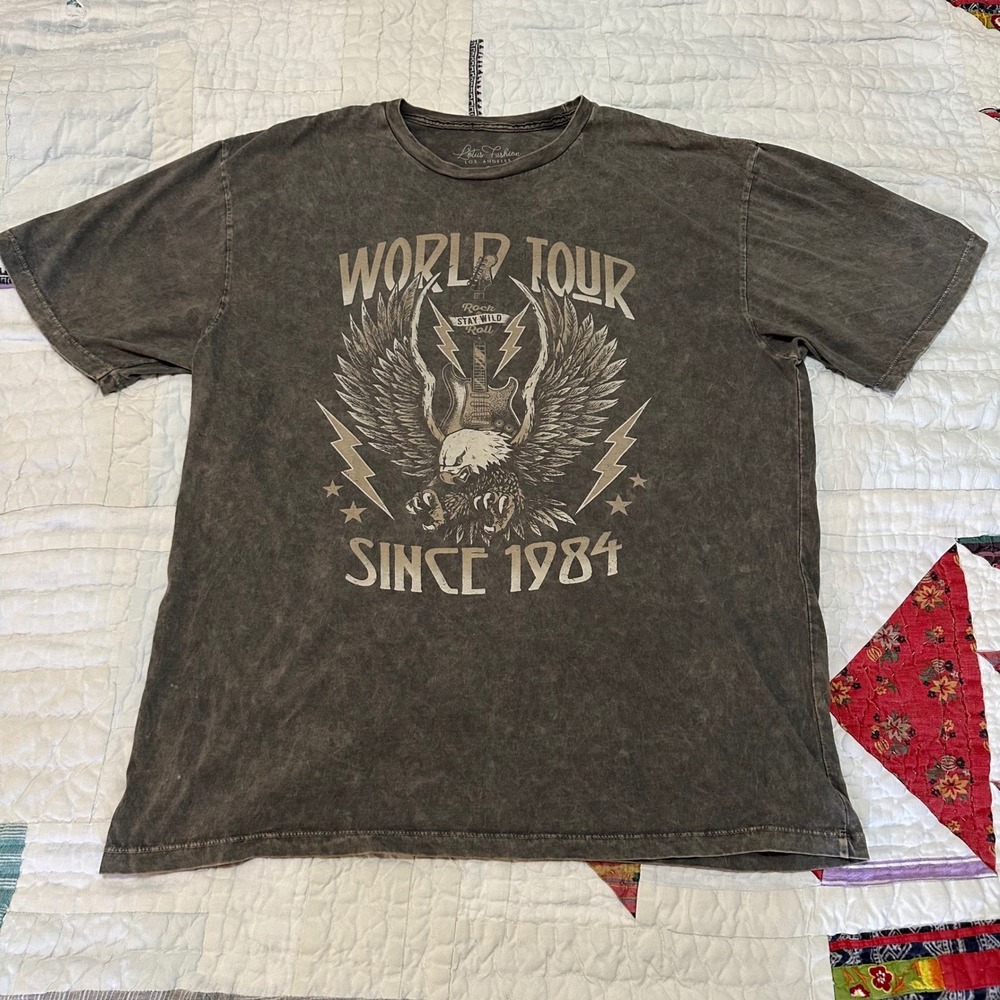 Lotus Fashion Graphic Tee